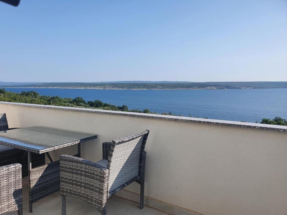 Modernes Apartment mit schönen Meerblick Maslenica Exterior foto